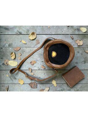 GUCCI Vintage Black Brown Leather Circle Crossbody Bag